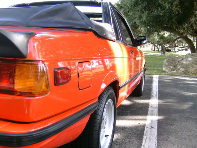 1982 HENNAROT BMW 3-Series Convertible