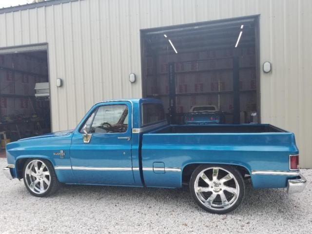 1982 blue Chevrolet C-10