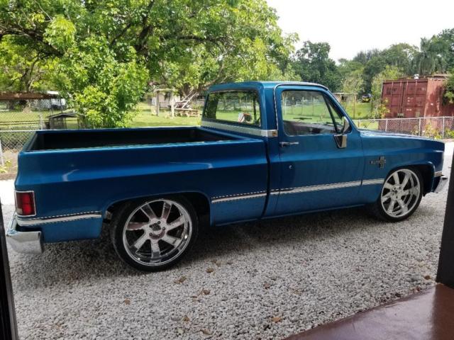 1982 blue Chevrolet C-10