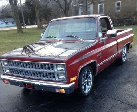 1982 Red Chevrolet C-10