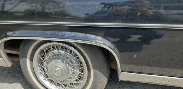 1982 Cadillac Fleetwood Coupe