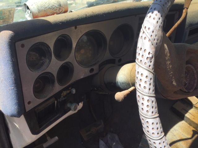 1982 White Chevrolet Blazer