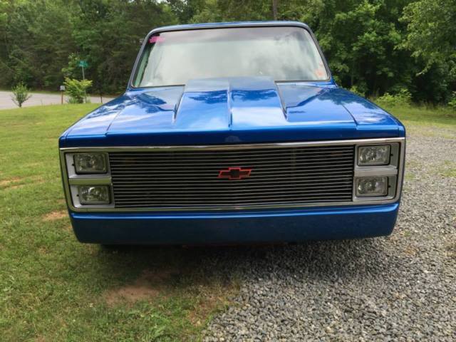 1982 Blue Chevrolet C-10 Standard Cab Pickup