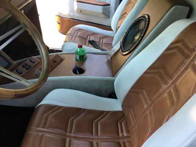 1982 Blue Chevrolet C-10 Standard Cab Pickup