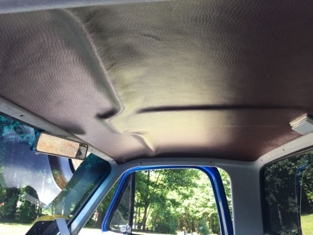 1982 Blue Chevrolet C-10 Standard Cab Pickup