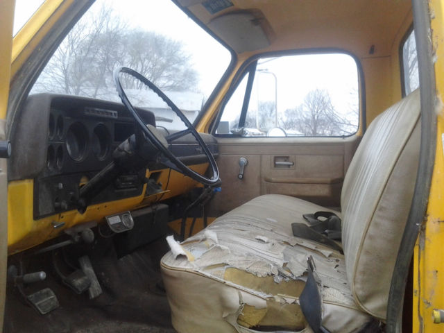 1982 Yellow Chevrolet C 70 Cab & Chassis