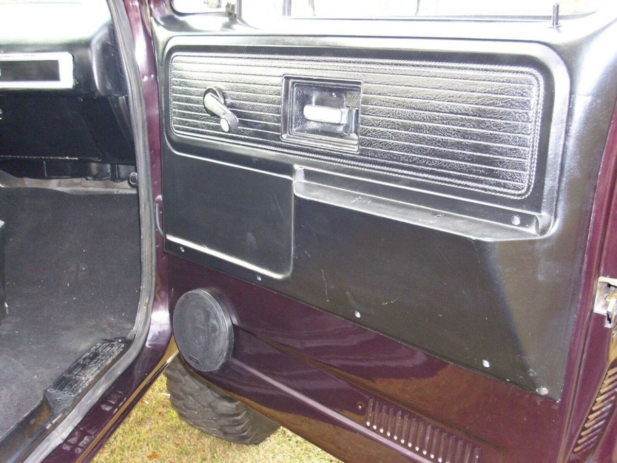 1982 Black Cherry Chevrolet C/K Pickup 1500 Standard Cab Pickup