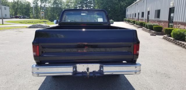 1982 Black Chevrolet C-10