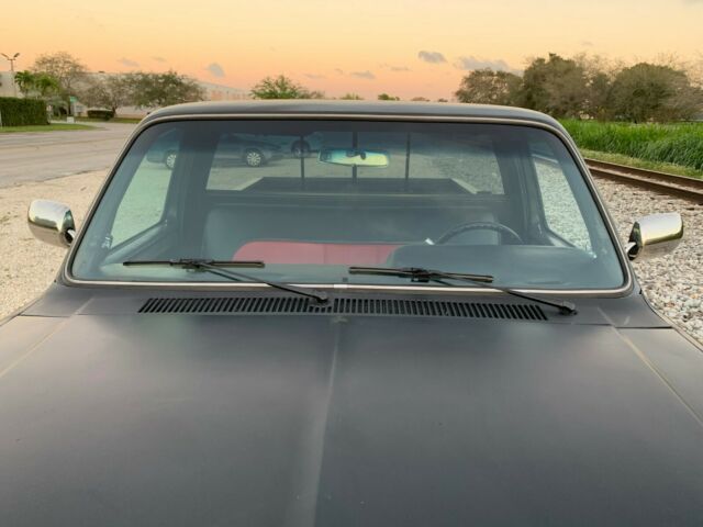 1982 Black Chevrolet C-10 short bed