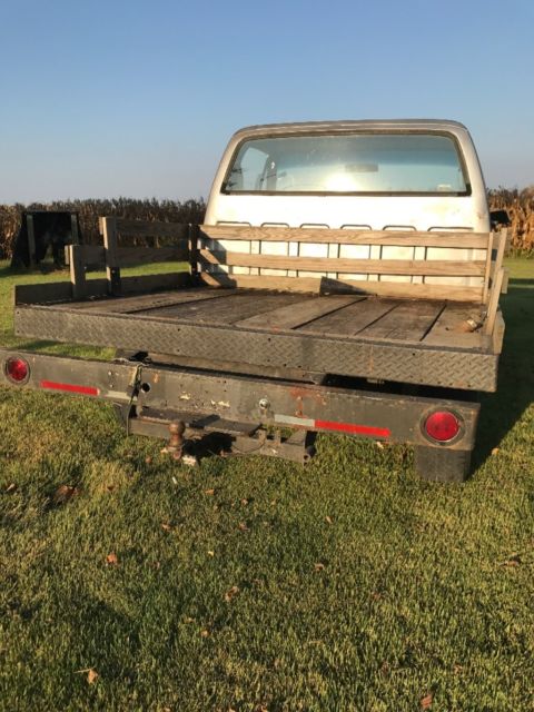 1982 Silver Chevrolet C-10 Standard Cab Pickup