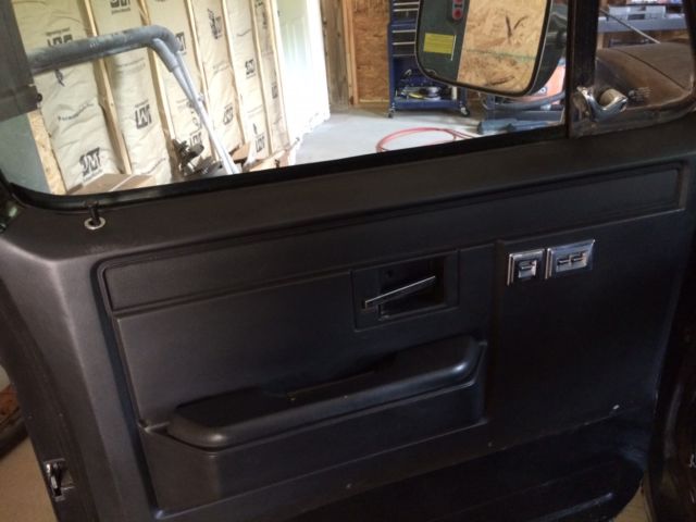 1982 Black Chevrolet C-10 Standard Cab Pickup