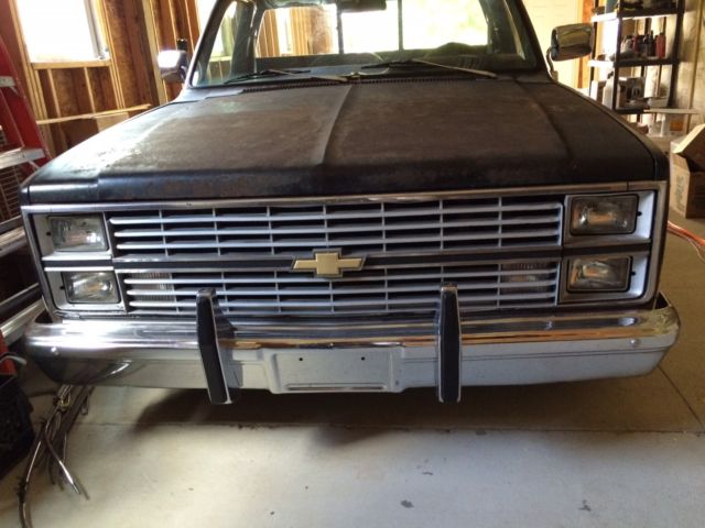 1982 Black Chevrolet C-10 Standard Cab Pickup