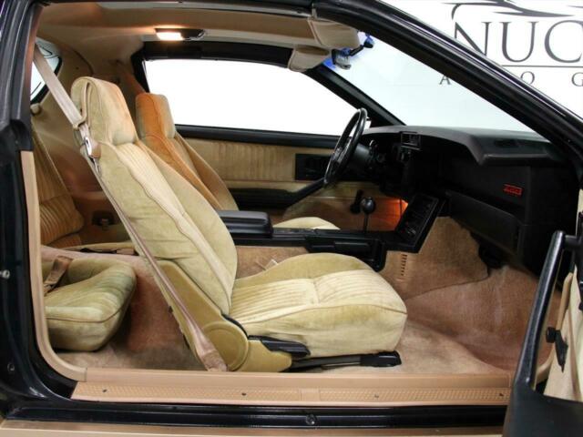 1982 Black Chevrolet Camaro Coupe