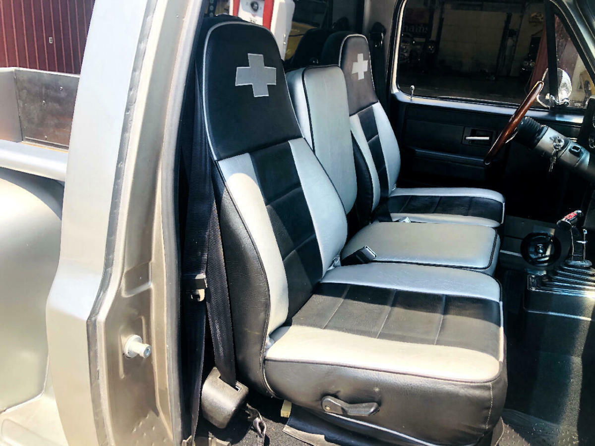 1982 Silver Chevrolet C-10 Pickup Truck