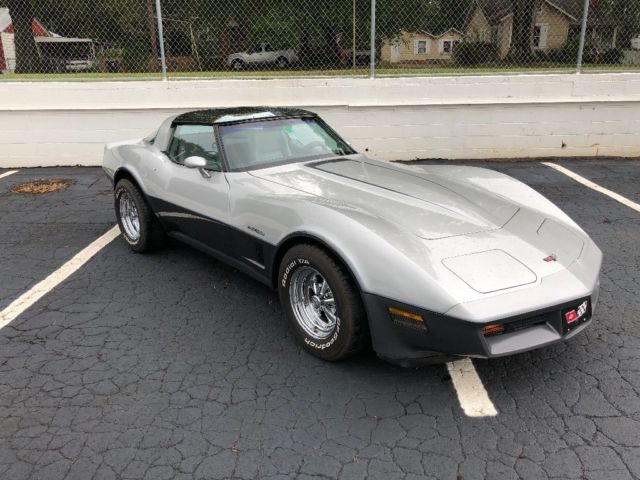 1982 Silver Chevrolet Corvette Coupe