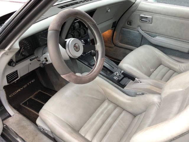 1982 Silver Chevrolet Corvette Coupe