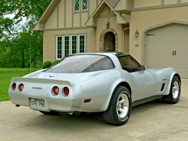 1982 Silver Chevrolet Corvette Fastback