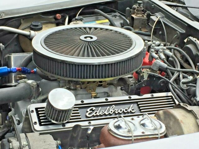 1982 Silver Chevrolet Corvette Fastback