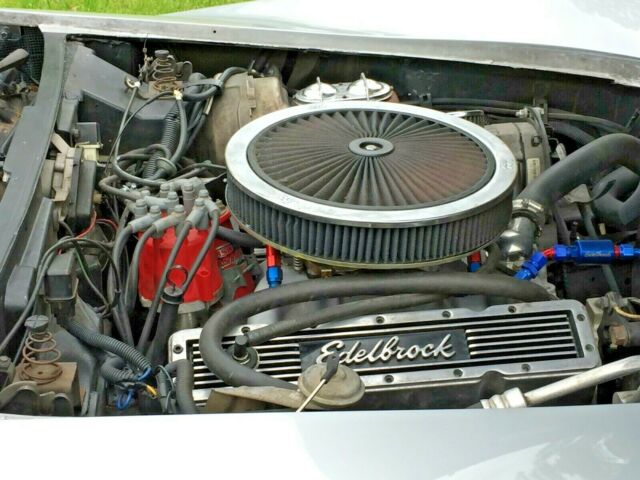 1982 Silver Chevrolet Corvette Fastback