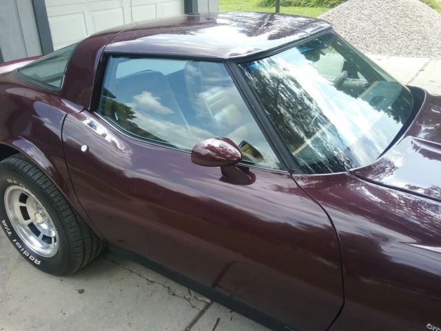 1982 Dark Claret Metallic Chevrolet Corvette Coupe