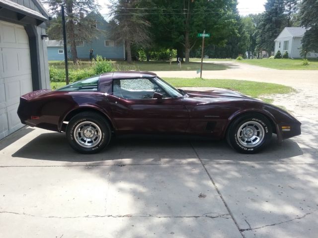 1982 Dark Claret Metallic Chevrolet Corvette Coupe