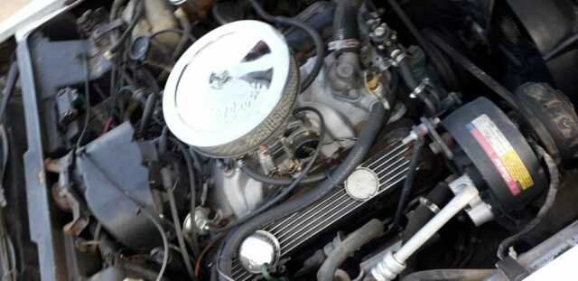 1982 White Chevrolet Corvette Coupe