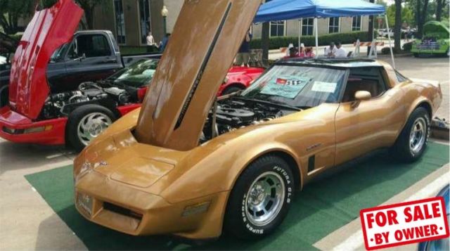 1982 Gold Chevrolet Corvette Coupe