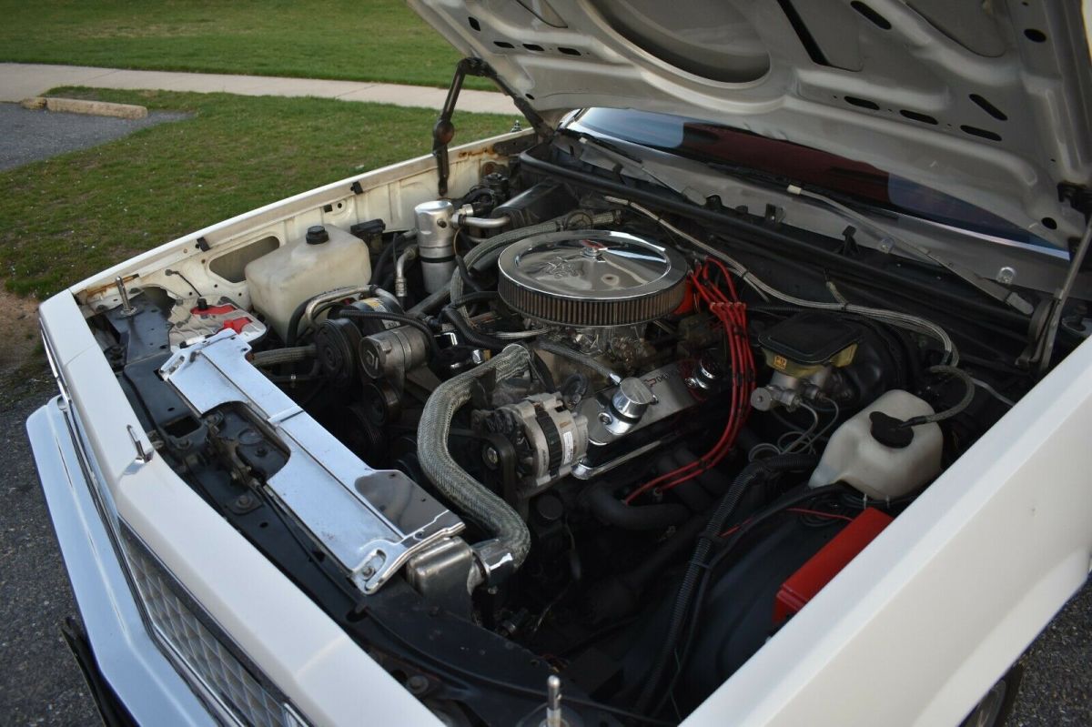 1982 White Chevrolet El Camino