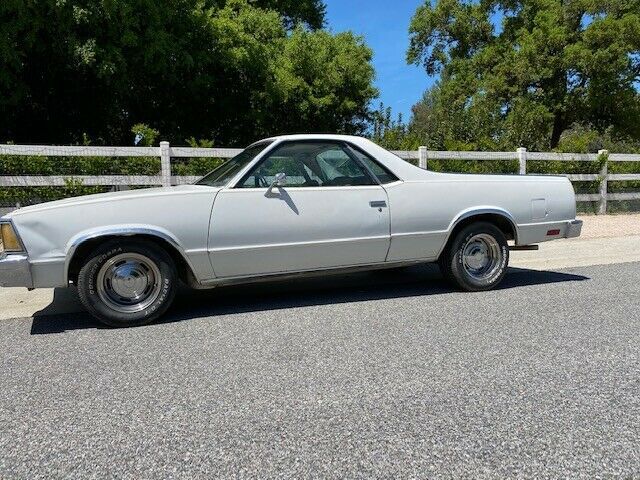1982 White Chevrolet El Camino