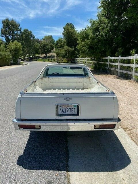 1982 White Chevrolet El Camino