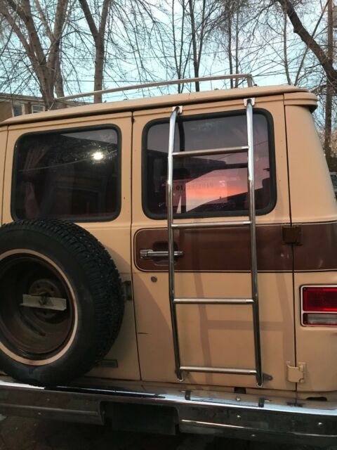 1982 almond Chevrolet G20 Van Panel Van