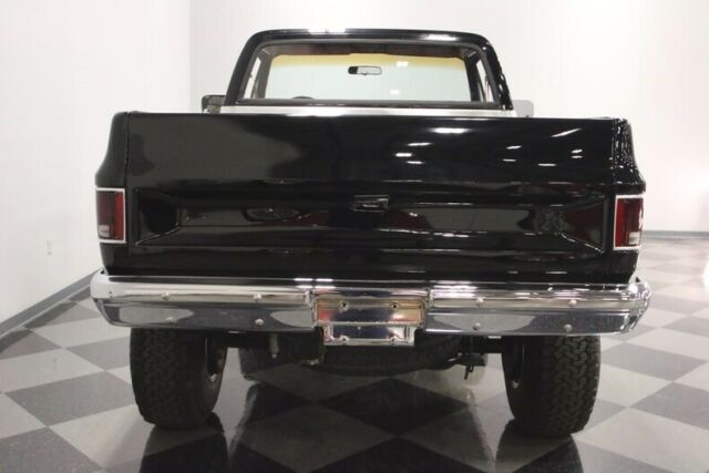 1982 Black Chevrolet K-10 --