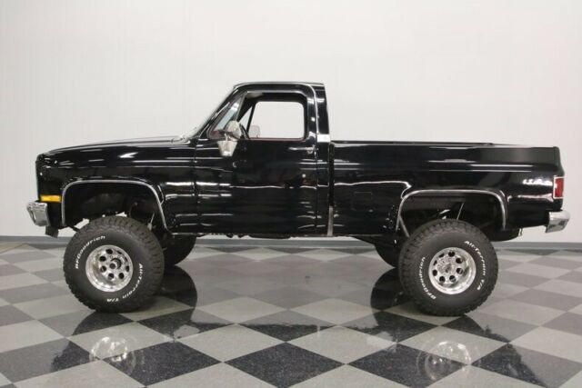 1982 Black Chevrolet K-10 --