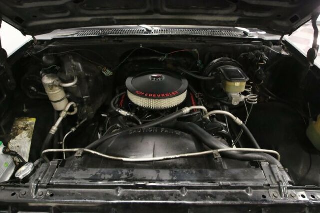 1982 Black Chevrolet K-10 --