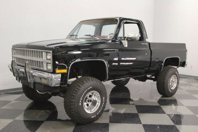 1982 Black Chevrolet K-10 --