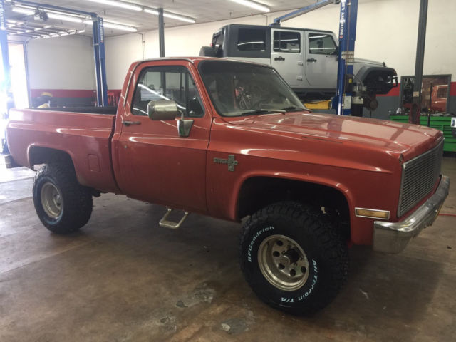 1982 White Chevrolet Silverado 1500
