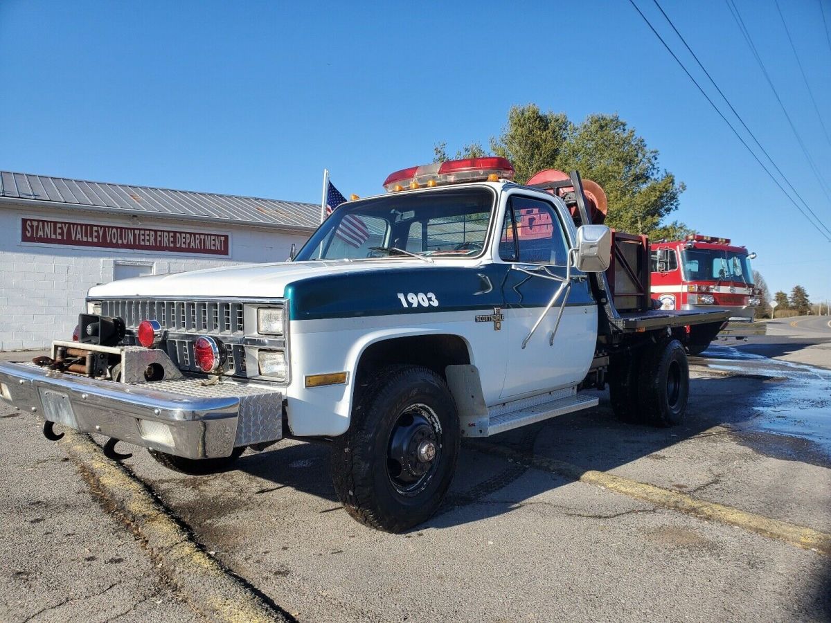 1982 White Chevrolet K30 Pickup