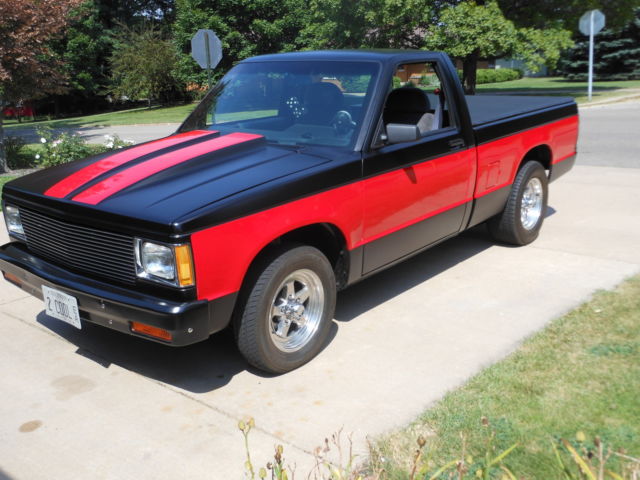 1982 Hot Rod Black/Gloss Red Chevrolet S-10 Standard Cab Pickup