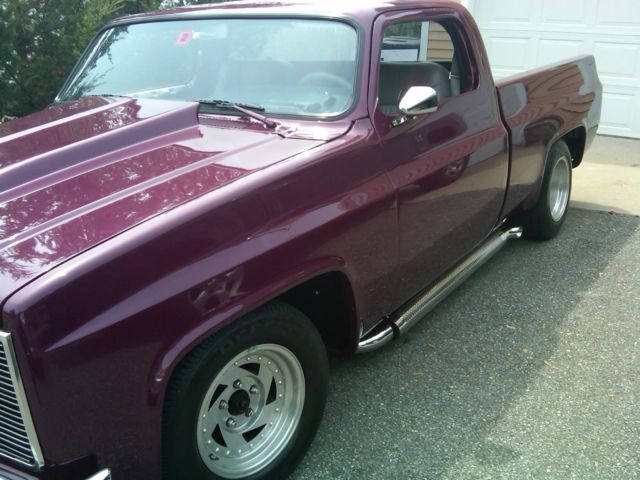 1982 Blue Magenta Metallic Chevrolet C-10 Standard Cab Pickup