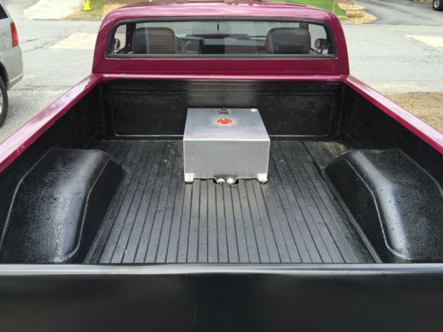 1982 Blue Magenta Metallic Chevrolet C-10 Standard Cab Pickup