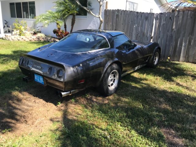 1982 Grey Chevrolet Corvette Coupe