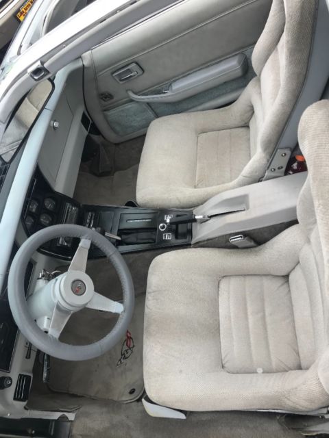 1982 Silver Chevrolet Corvette Coupe