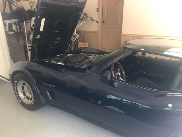 1982 Midnight Blue Chevrolet Corvette Coupe