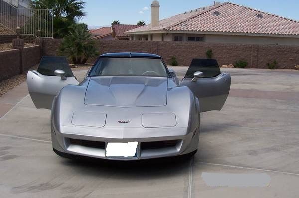 1982 Silver Chevrolet Corvette Coupe