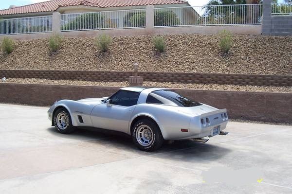 1982 Silver Chevrolet Corvette Coupe