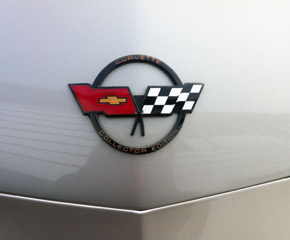 1982 Champagne Chevrolet Corvette Coupe