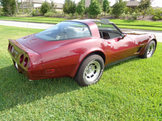 1982 Burgundy Chevrolet Corvette Coupe