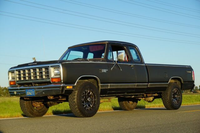 dodge ramcharger