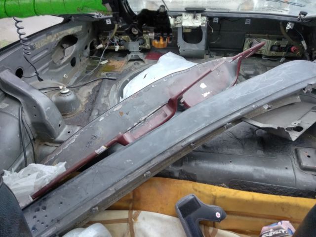 1982 White Mazda RX-7 Coupe