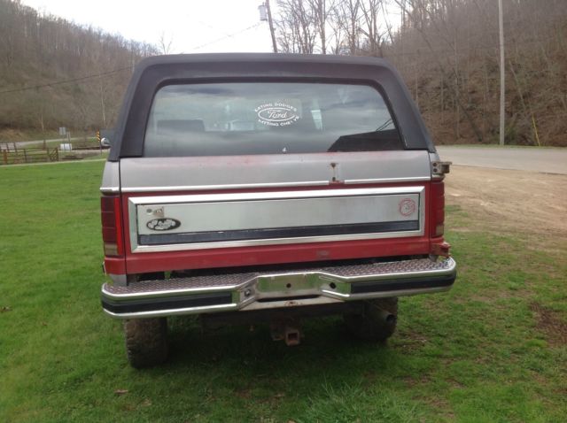 1982 Red Ford Bronco